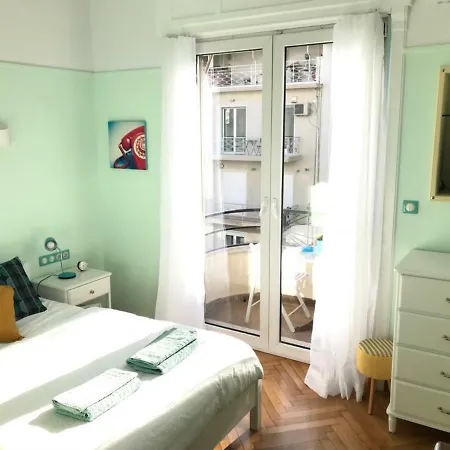 Apartamento Spacious & Sunny Kolonaki 5 Mins Metro/acx3/1.5 Bt