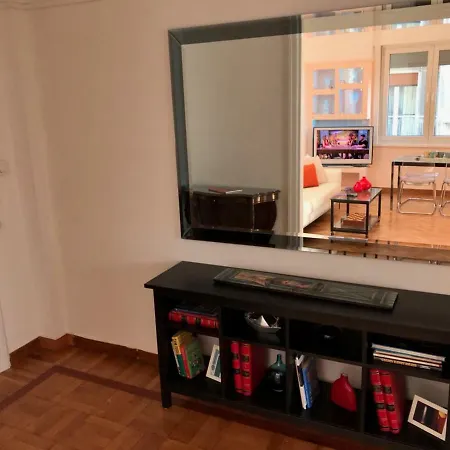 Spacious & Sunny Kolonaki 5 Mins Metro/acx3/1.5 Bt *