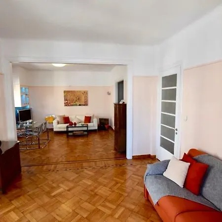 Spacious & Sunny Kolonaki 5 Mins Metro/acx3/1.5 Bt *
