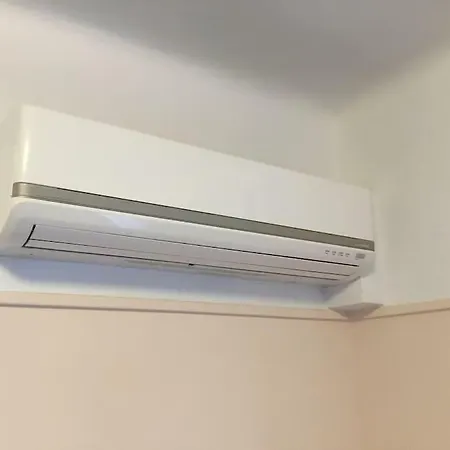 Apartment Spacious & Sunny Kolonaki 5 Mins Metro/acx3/1.5 Bt *